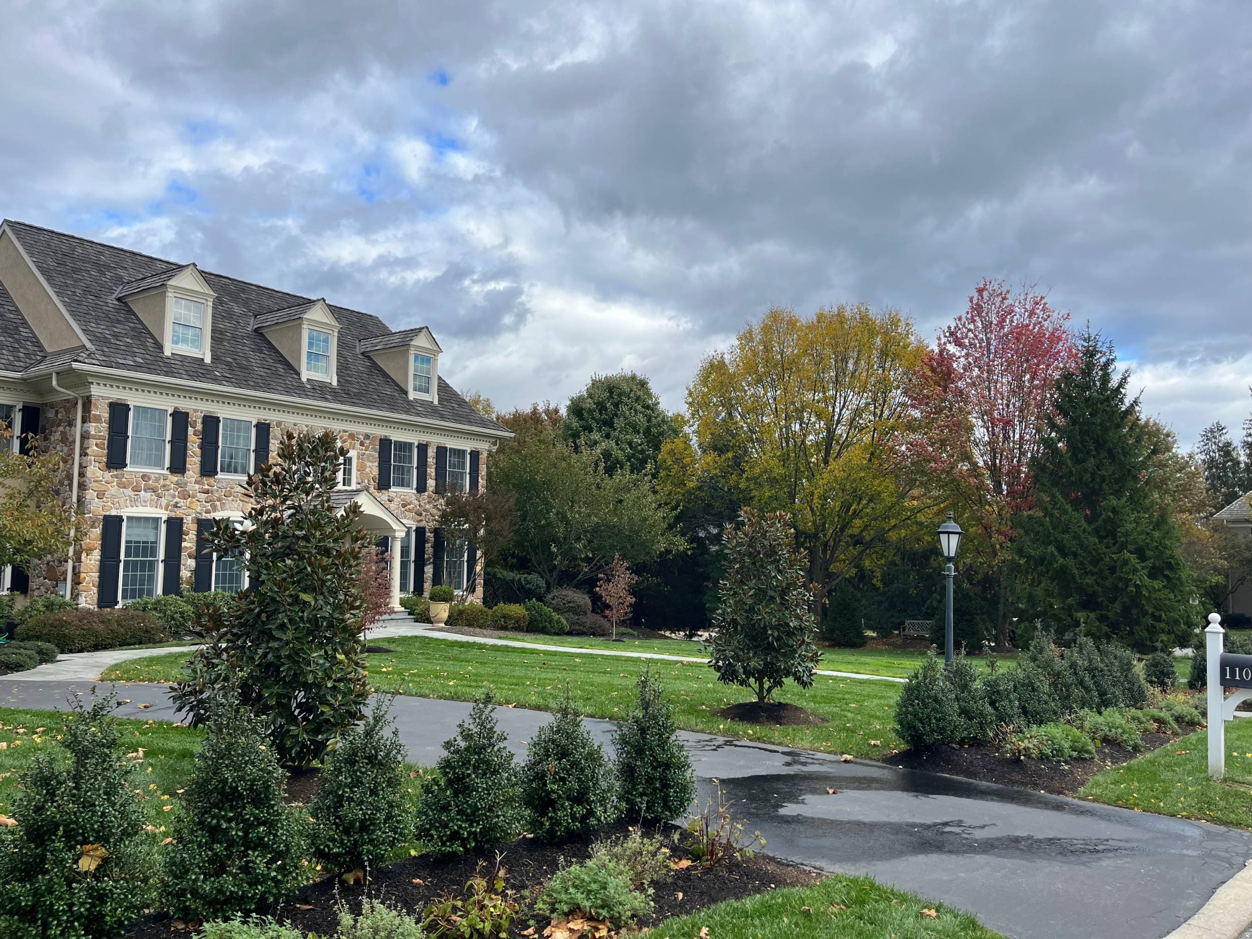 Seasonal Planters & Enhancements Gladwyne, PA